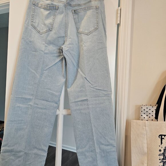 NWT-Torrid Perfect Mid-Rise Wide-Leg Jean - Picture 7 of 7